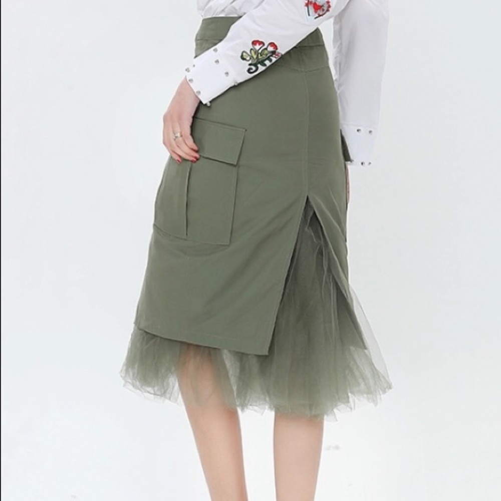 Cute High waist skirt with tulle